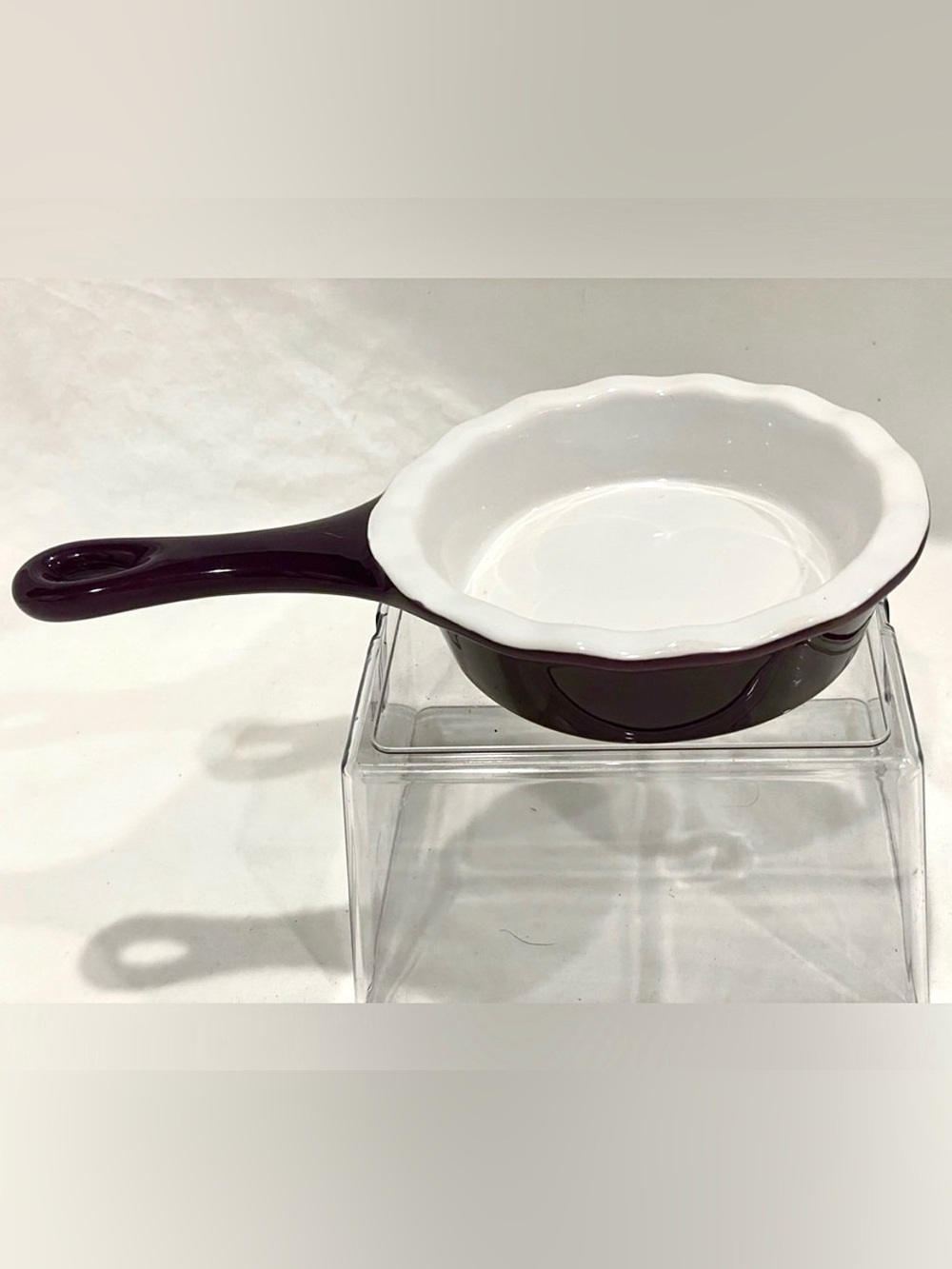 🥳BOGO! EUC Modern Gourmet Mini Purple and White 5” Handled Ceramic Pie Pan | EUC